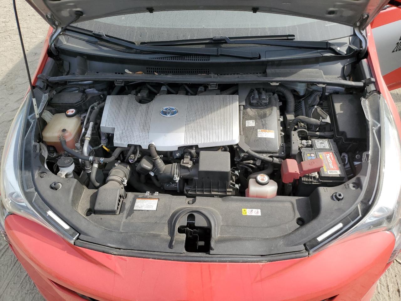 Toyota Prius Image 11