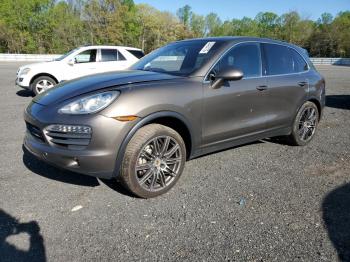  Salvage Porsche Cayenne