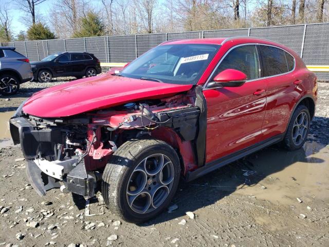  Salvage Alfa Romeo Stelvio