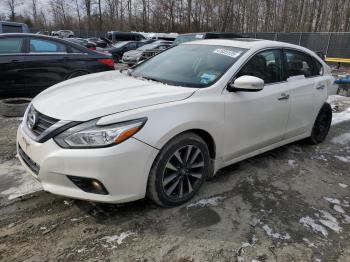  Salvage Nissan Altima