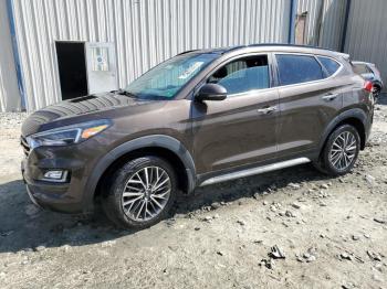  Salvage Hyundai TUCSON