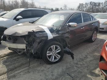  Salvage Nissan Altima