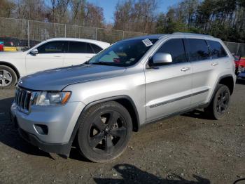  Salvage Jeep Grand Cherokee