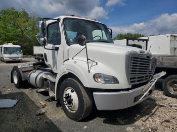  Salvage Freightliner M2