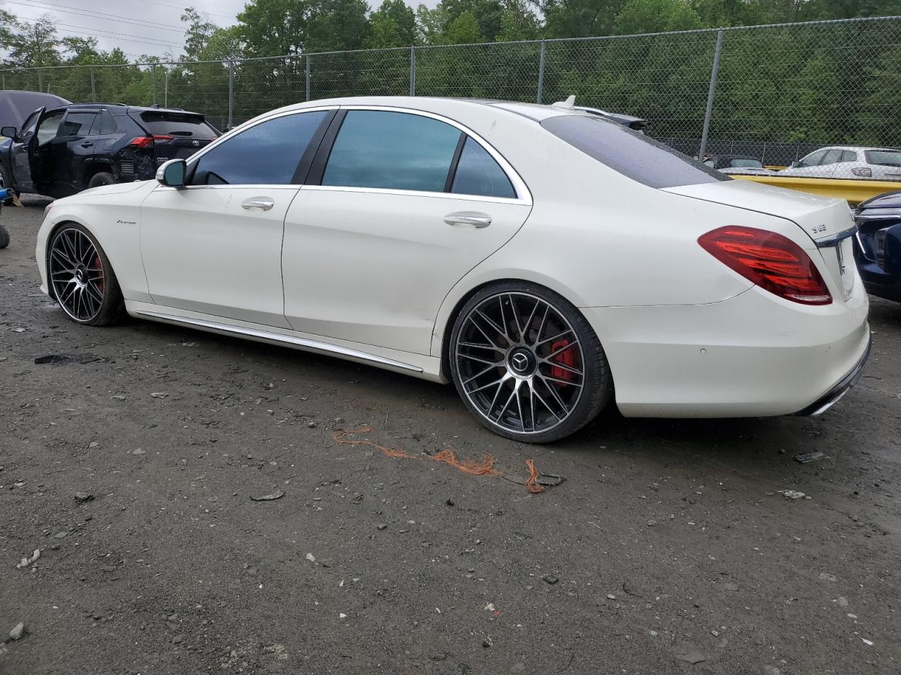 Mercedes-Benz S-Class 63 Amg Image 5