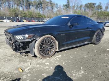  Salvage Ford Mustang
