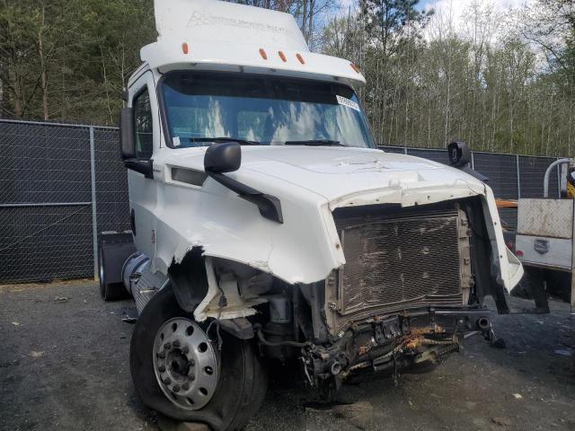  Salvage Freightliner Cascadia 1