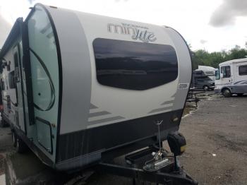  Salvage Winnebago Trailer