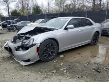  Salvage Chrysler 300