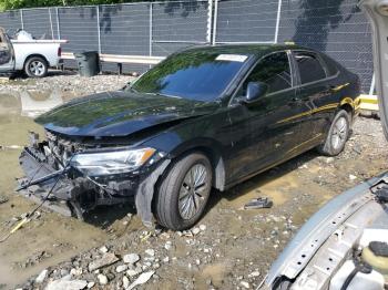  Salvage Volkswagen Jetta