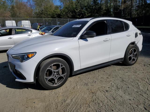  Salvage Alfa Romeo Stelvio