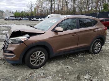  Salvage Hyundai TUCSON