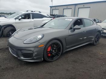  Salvage Porsche Panamera