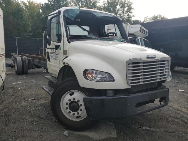  Salvage Freightliner M2 106 Med