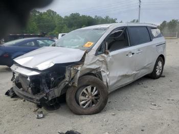  Salvage Kia Sedona