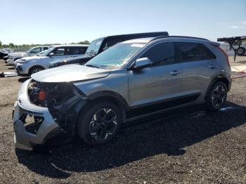  Salvage Kia Niro