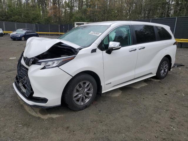  Salvage Toyota Sienna