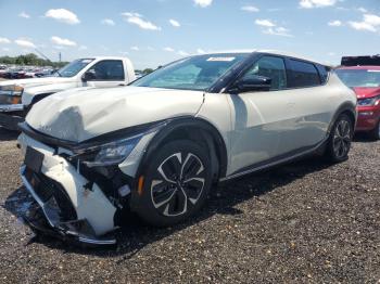  Salvage Kia EV6