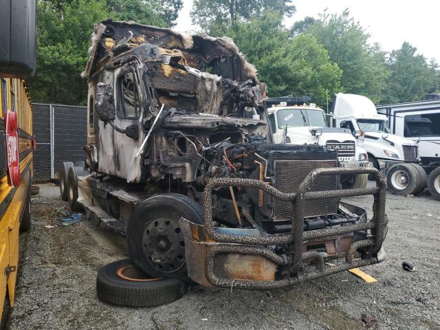  Salvage Freightliner Cascadia 1