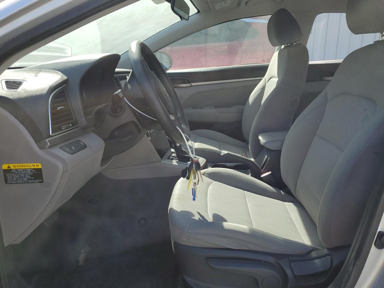 Hyundai ELANTRA Sel Image 12