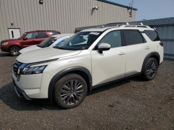  Salvage Nissan Pathfinder