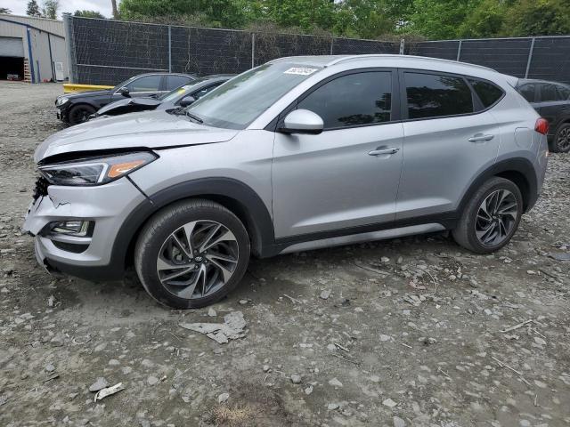  Salvage Hyundai TUCSON