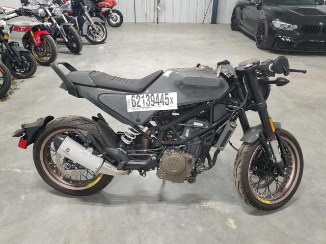  Salvage Husqvarna Vitpilen 4