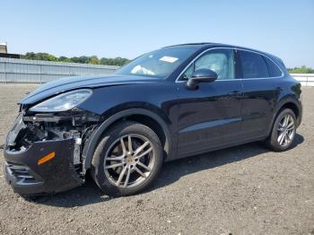  Salvage Porsche Cayenne