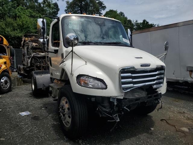  Salvage Freightliner M2 106 Med