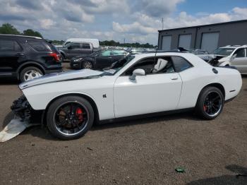  Salvage Dodge Challenger