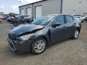  Salvage Toyota Yaris