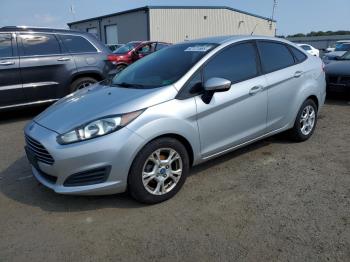  Salvage Ford Fiesta