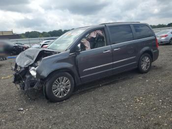  Salvage Chrysler Minivan
