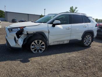  Salvage Toyota RAV4