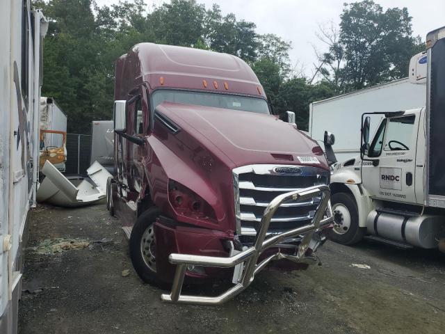  Salvage Freightliner Cascadia 1