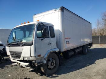  Salvage Nissan Diesel Ud2600