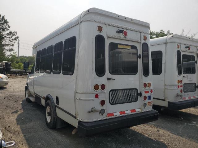 Ford Econoline E350 Super Duty Cutaway Van Image 3