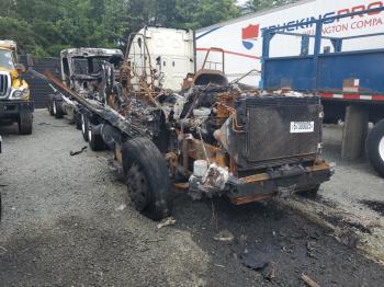  Salvage Freightliner Cascadia 1