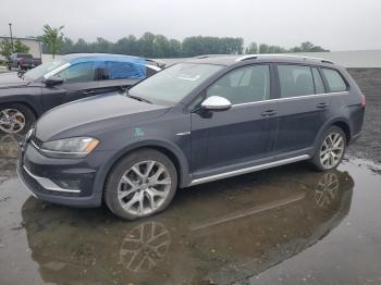  Salvage Volkswagen Golf