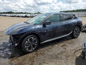  Salvage Kia EV6