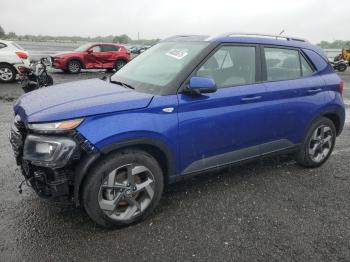  Salvage Hyundai VENUE