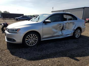  Salvage Volkswagen Jetta