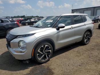  Salvage Mitsubishi Outlander