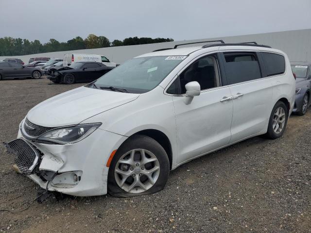  Salvage Chrysler Pacifica