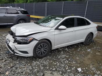  Salvage Volkswagen Jetta