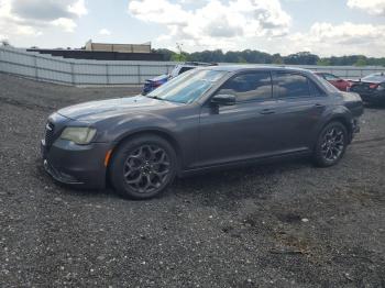  Salvage Chrysler 300