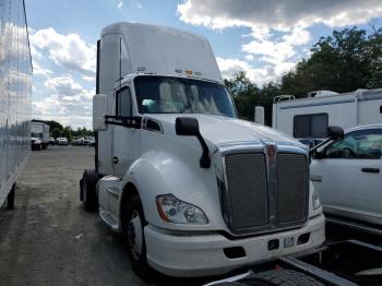  Salvage Kenworth T680