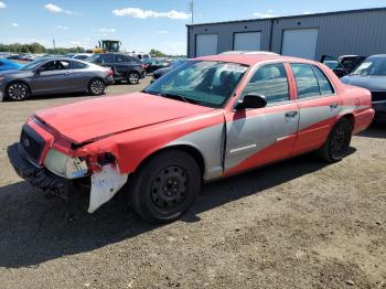  Salvage Ford Crown Vic