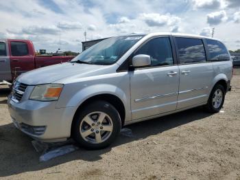 Salvage Dodge Caravan