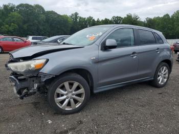  Salvage Mitsubishi Outlander